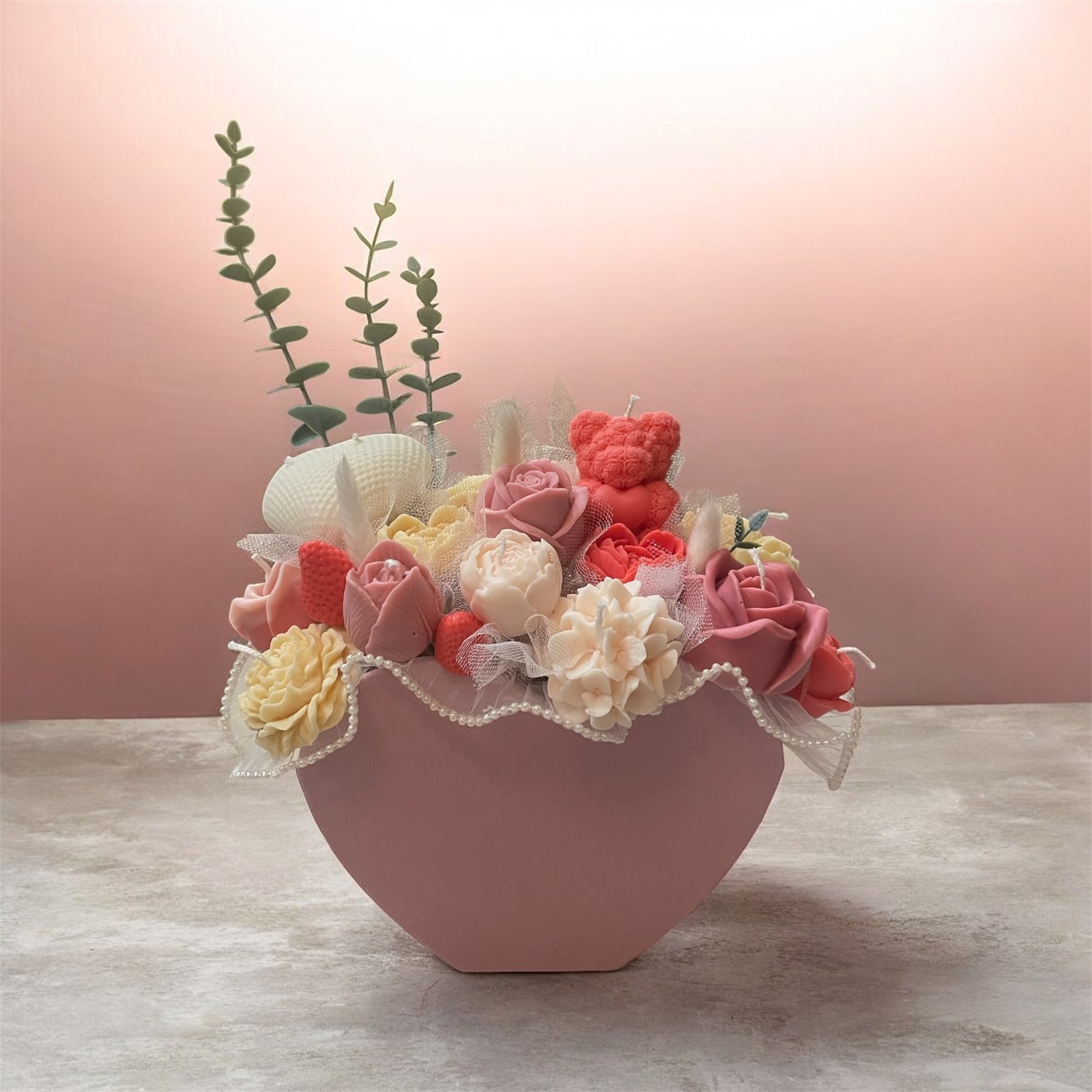 Sojų vaško žvakių puokštė Širdelė2 Sojų vaško žvakių puokštė „Širdelė“ - Image 1