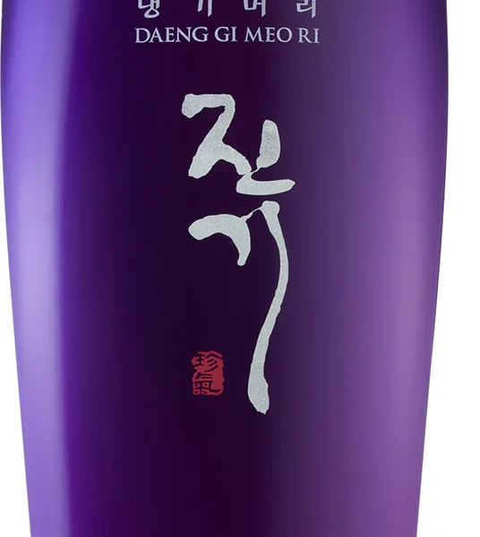 DAENG GI MEO RI Vitalizing Shampoo atgaivinantis žolelių šampūnas, 300 ml